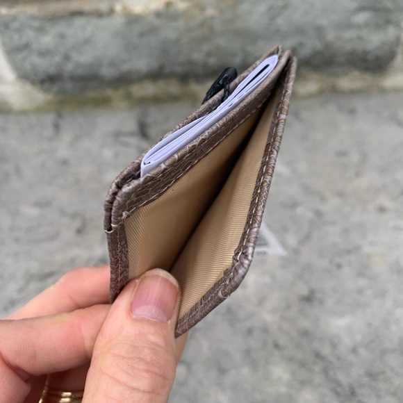 BRAHMIN Leather Kristen Card/ID Case - Picture 3 of 3